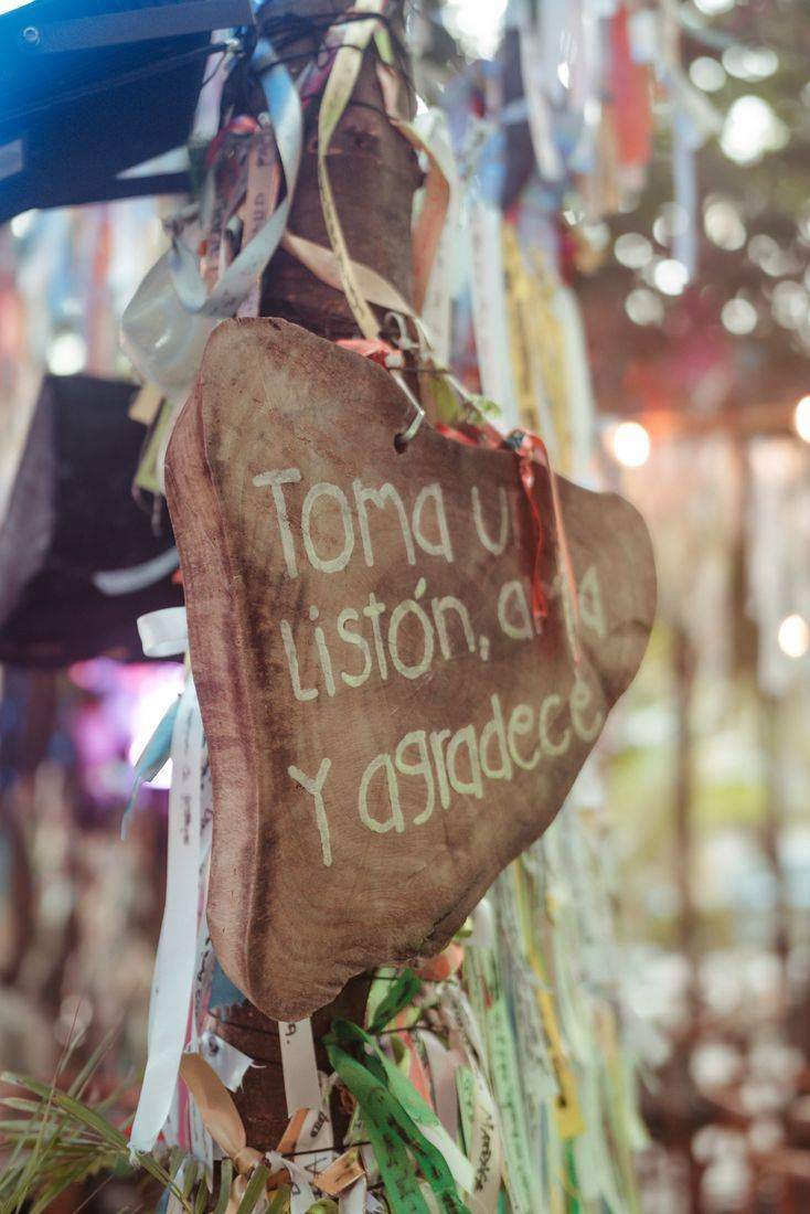 Corazón tejido: toma un listón y agradece