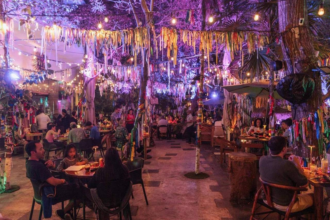 Terraza llena de noche